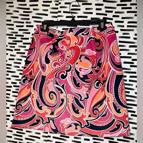 NWT Crown & Ivy Skirt| Size 4 - Picture 4 of 5